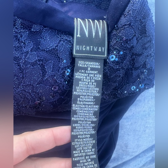 Nightway Navy Halter Cocktail Dress with Sequins and Lace Bodice Size 8 - Picture 3 of 3